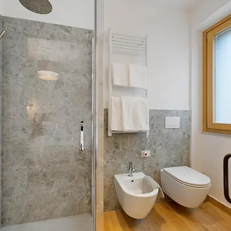Residenza Tre Cuori (adults Only) بيت ضيافة
