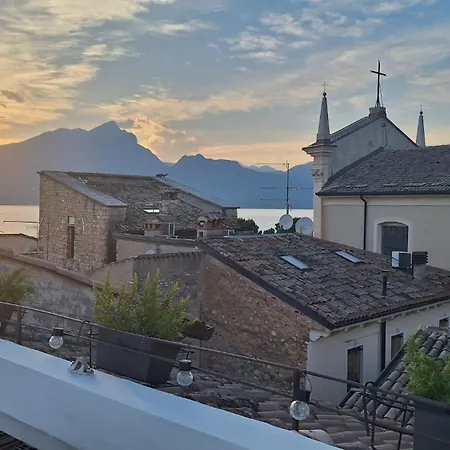 Konukevi Residenza Tre Cuori Torri Del Benaco
